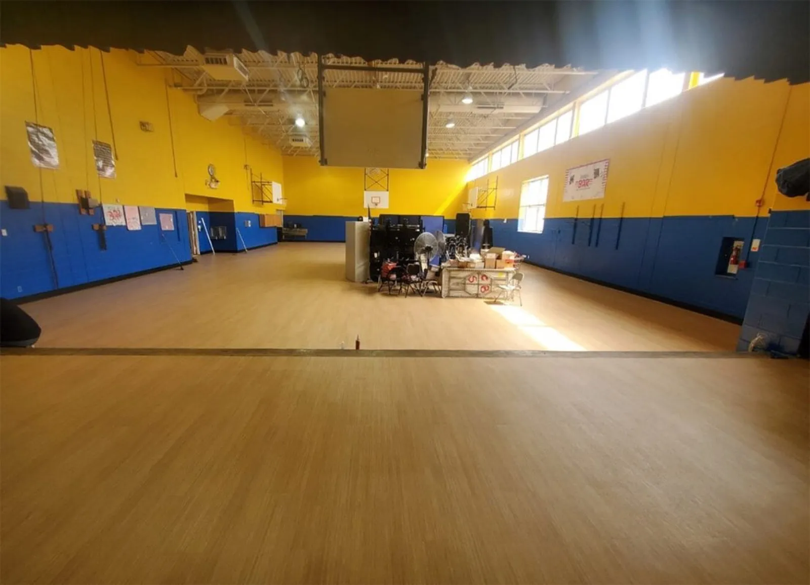 Flooring installed for Politz Hebrew Academy.